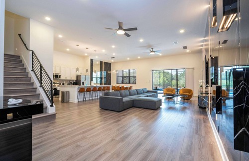 Florida Central Atlantic Coast House | New Mansion at I-Drive Orlando - 6085