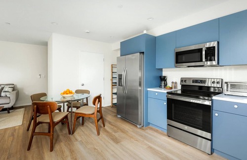 Culver - West House | New! Modern Mar Vista Hideaway