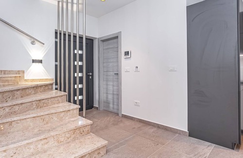 Mali Maj Villa | New modern stylish villa with outdoor pool