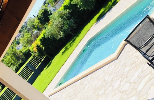 Pula House | New, modern vacation home* Close to the sea - quiet location with pool - pure nature