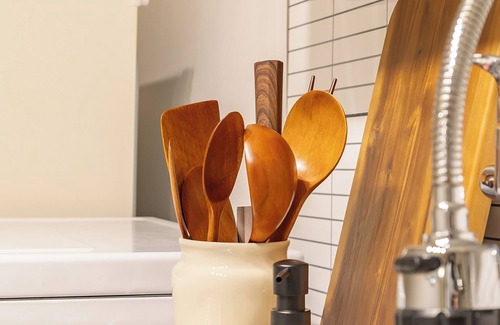 Seongnae-dong House | [NEW OPEN] Walk to KSPO DOME | 3min to Dunchon Station, Cozy Entire House