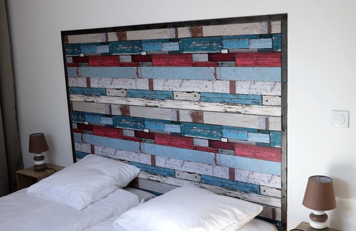 Pessac House | New Pessac villa in 2000 meter park