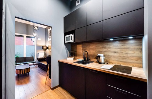 Nowa Praga Apartment | New Praga Gentlemen's Apartment