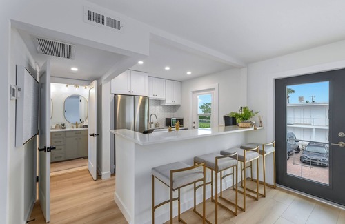 Coquina Sands Condo | New Remodel 1-bedroom condo on the bay, across the street from Lowdermilk beach