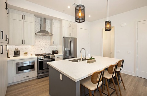 Golden Hill Condo | NEW Residence w/Private Rooftop, Patio and Steps to downtown.