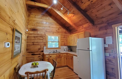 Galax Cabin | New River Trail Cabins