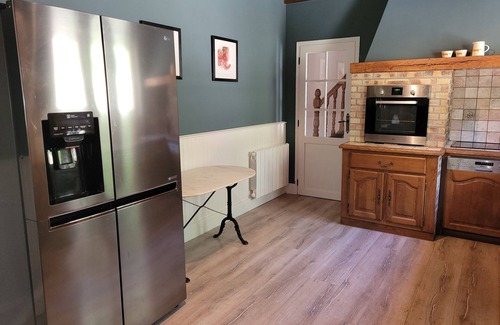 Auriac-du-Perigord House | NEW SPACIOUS 4 BED/3 BATH HOUSE VAST PRIVATE GROUNDS 10 MIN DRIVE FROM MONTIGNAC