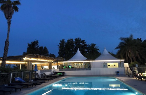 Moriani-Plage Apartment | New - spacious studio cabin on a corsican beach - 4 pers - with swimming pool
