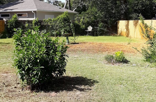 Fort Walton Beach Apartment | New Studio apartment, built in 2019, on private, fenced-in property.