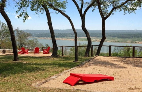 Spicewood Cabin | *NEW Sunrise Lodge - Dawn Suites | Lake Views