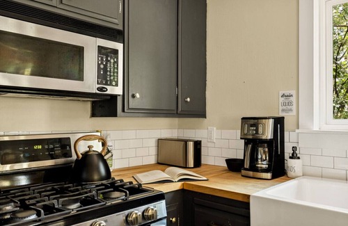 Lake Arrowhead House | NEW + The Mountain Sanctuary + 3BR + Foosball
