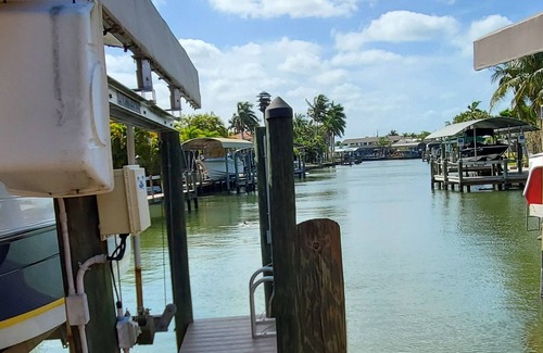 South Island Villa | NEW TO VRBO - Fort Myers Beach 3 Bedroom, 2 Bath Canal/ Pool Home