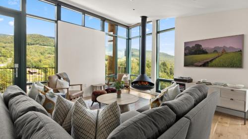 Stowe Area Apartment | New Treehouse Spruce Peak BIG Mountain Views 4 Bd Sleeps 12 By Stowe Mountain Rentals