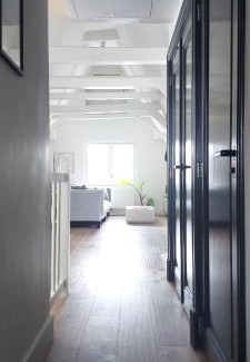 Burgwallen Nieuwe Zijde Apartment | New V