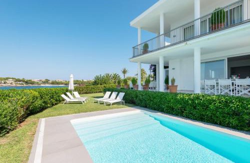 Portocolom Villa | NEW! Villa ESPERANZA, Can Marilla, Front Sea View, Pool, AC, BBQ