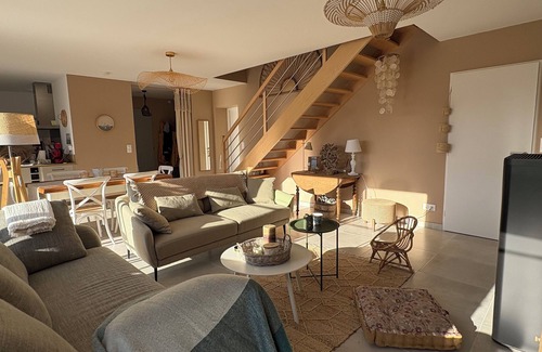 Saint-Palais-sur-Mer House | New villa with heated pool, sleeps 10, quiet area in St Palais