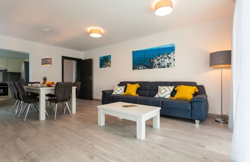 Malinska-Dubasnica Villa | New villa with pool, sea view, beach - TRAVELER Reiseburo Krk - ID 2191