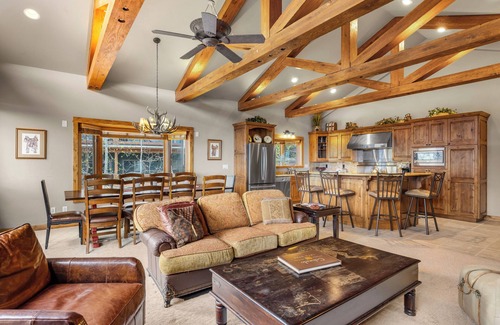 Fairway Meadows House | *NEW w/Discount!* Eagles Nest Chalet - Hot Tub, Sauna, Pet Friendly, Views, & Elevator!