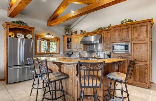 Fairway Meadows House | *NEW w/Discount!* Eagles Nest Chalet - Hot Tub, Sauna, Pet Friendly, Views, & Elevator!