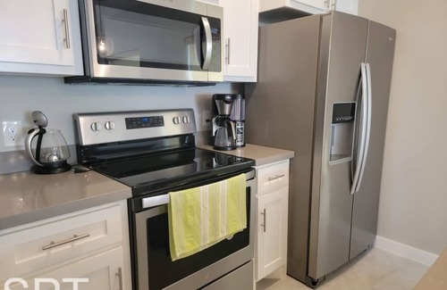 Port Isabel Condo | New Waterfront Bungalow Fishermans Paradise 2 Bedroom Home by RedAwning