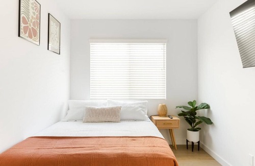 Los Angeles County House | New with parking, near Torrance