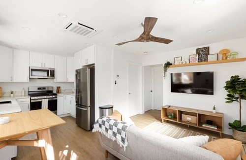 Los Angeles County House | New with parking, near Torrance