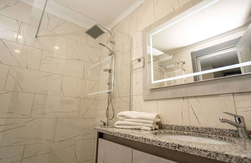 Rize Hotel | Newarise Hotel