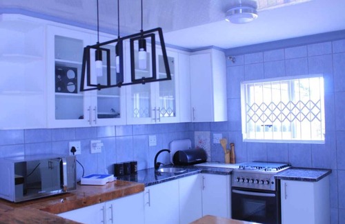 Newcastle House | Newcastle Thully guest house