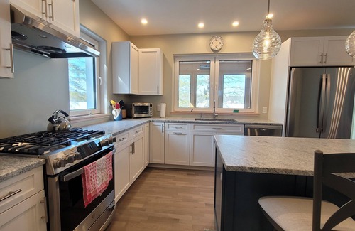 Union House | Newer Construction waterfront house with AC and WiFi in Barnstead
