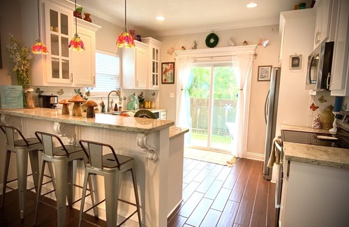 Lake Charles House | Newland Cottage - Stays for Days