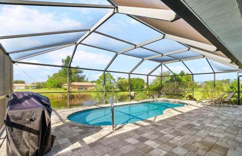 Oakland Hills House | Newley Built Oasis Heated Pool Waterfront retreat