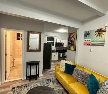 Schenectady Apartment | Newly 5 Star 3 Beds 1 Bath ideal Short term rental