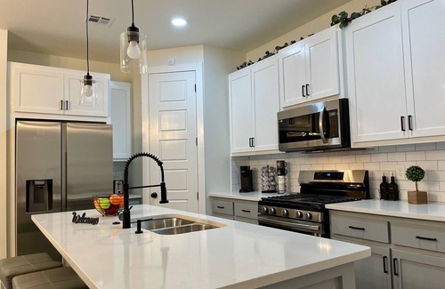 Central Oklahoma City House | Newly Built Cozy Family Home