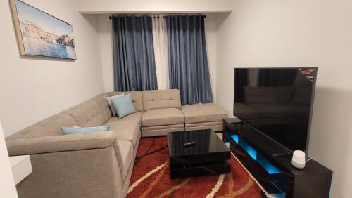 Division No. 11 Apartment | Newly Built Private Basement Suite in Prescott