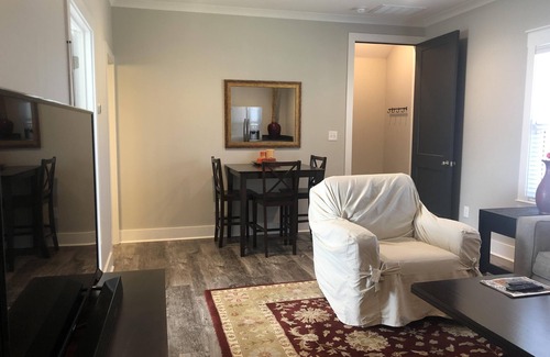 Heights House | Newly built private garage apartment in Little Rock's Heights neighborhood!