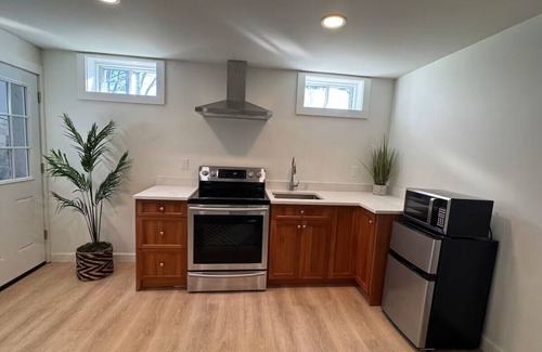 Woburn Apartment | Newly Finished Guest Haven in Woburn