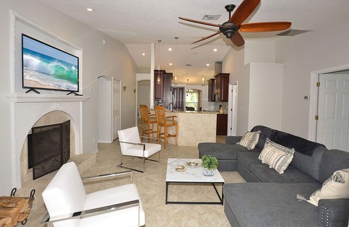 Sebastian Highlands House | Newly Furnished/Heated pool, Game room, 10 mins from Beach
