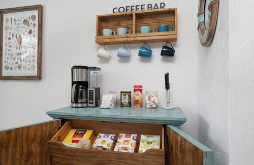 Yacht Club House | Newly Listed, Fully-Stocked Cape Coral Escape with Heated Pool! Dog Friendly.