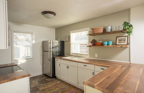 Rapid City House | Newly refinished, cozy west side home