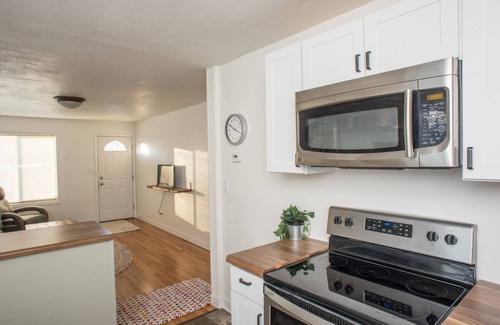 Rapid City House | Newly refinished, cozy west side home