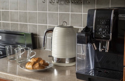 Trefriw Apartment | Newly Refurbished Apartment Nestled in Trefriw, in the Picturesque Conwy Valley