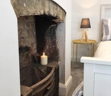 Blackrock Apartment | Newly Refurbished Traditional Cottage Blackrock