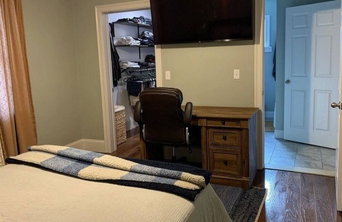 Tiverton Apartment | Newly remodeled apartment
