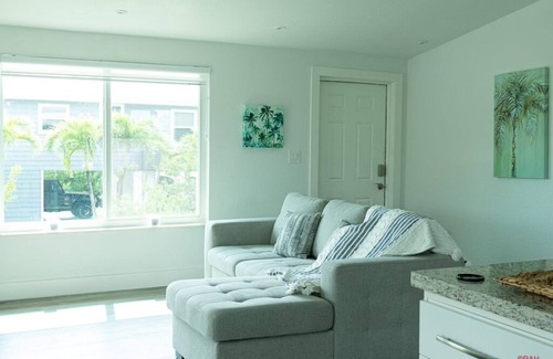 Port Pine Heights House | Newly Remodeled Corner House on the Water