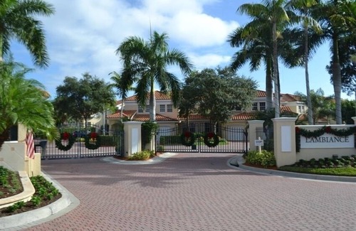Pelican Bay Condo | Newly Remodeled Contemporary Condo in Exclusive Pelican Bay/30-day minimum stay