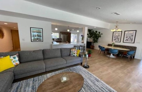 Reseda House | Newly remodeled midcentury Krisel pool/spa home.