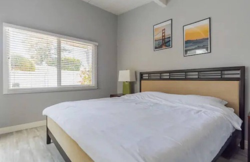 East San Mateo House | Newly Remodeled Modern Furnished SFH in Bay Area