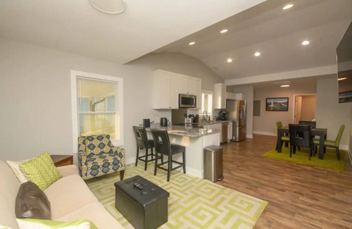 Rock Hill House | Newly Renovated 3BR/2BA Cozy Home Away from Home