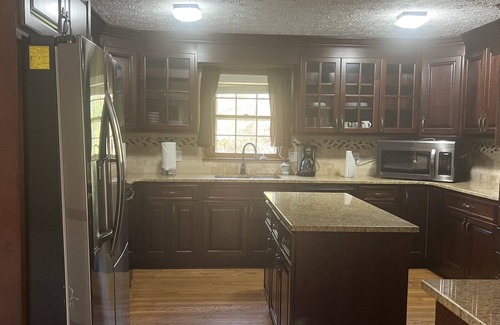 Loganville House | Newly Renovated 4 Bedroom Private House