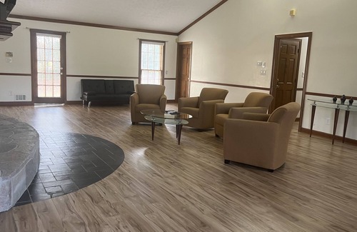 Loganville House | Newly Renovated 4 Bedroom Private House